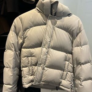 Aritzia Sage green Superpuff Shorty